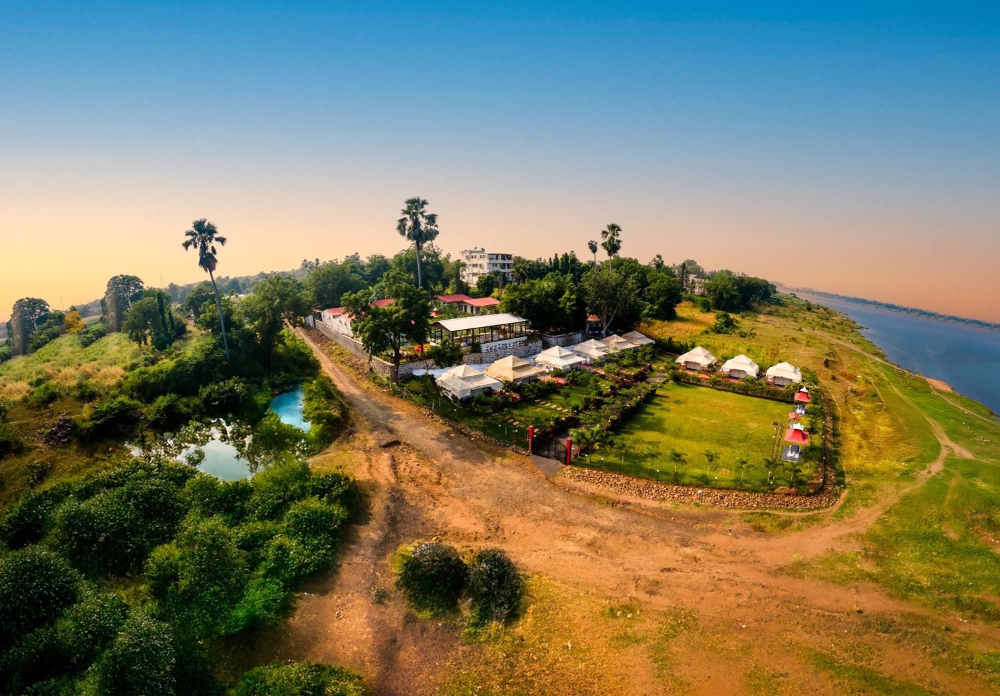 Riverview Tent Resort Kevadia Exterior foto